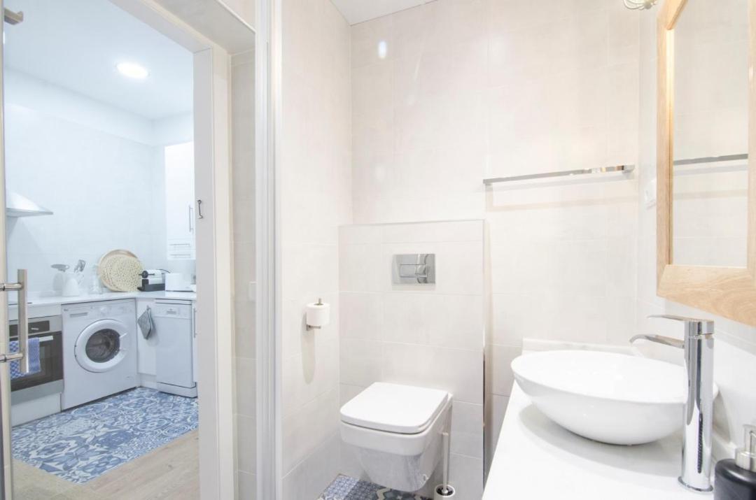 Appartamento Comfy And Centric- 2Bd 1Bth- Espoz Y Mina Madrid Esterno foto
